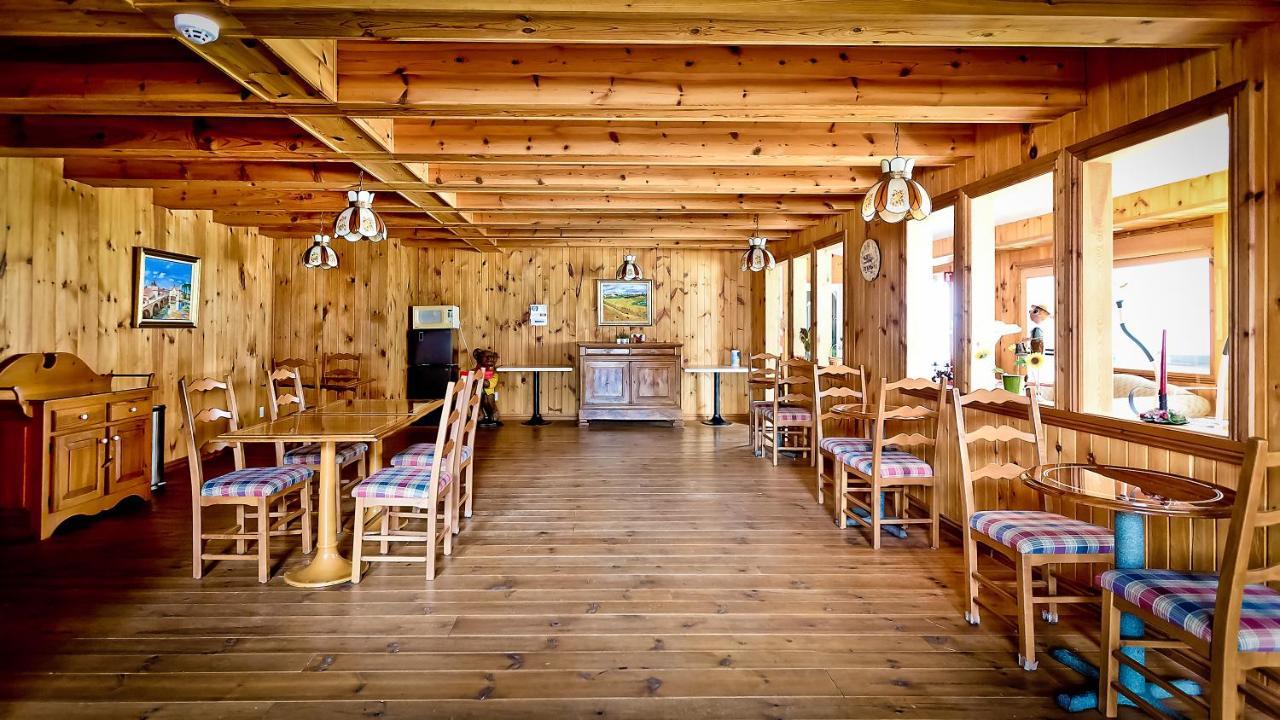 Auberge Papillon Lune Richmond Exterior photo