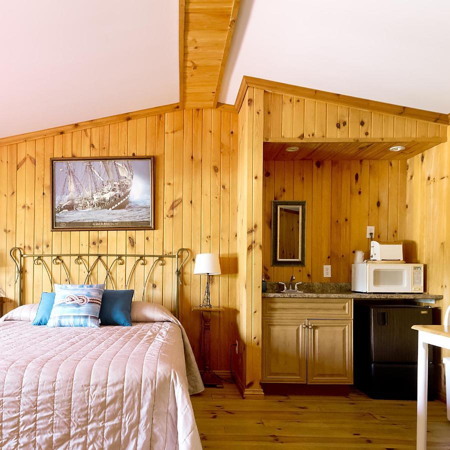 Auberge Papillon Lune Richmond Exterior photo